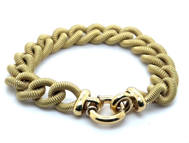 18K yellow gold mesh cable curb link bracelet, tightly coiled rope-mesh tubing links, high-polish ring-form push-through clasp, 8" length, 42.6 grams, circa 2000s