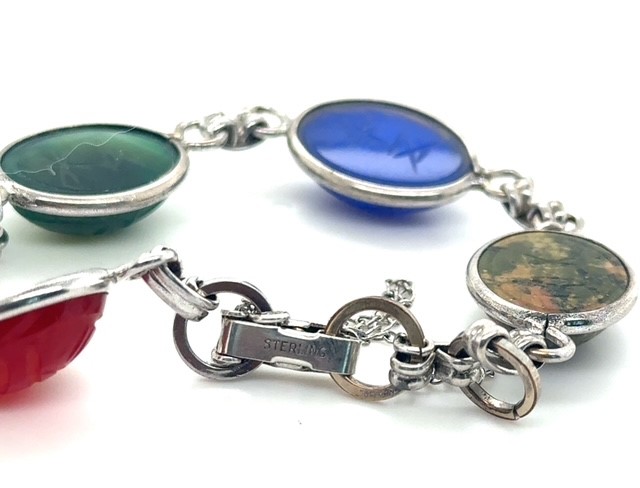 lightbox clasp