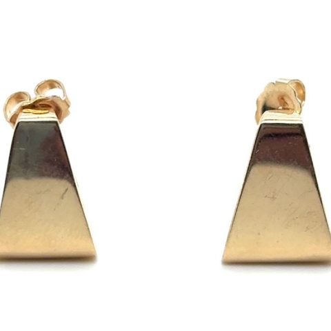 14K yellow gold high polish trapezoid geometric stud earrings, flat tapered form wider at base, friction post butterfly backs, 2.8 grams, contemporary