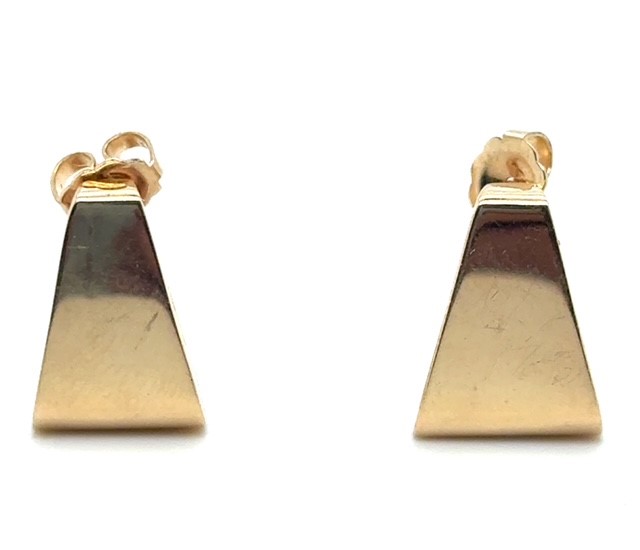 14K yellow gold high polish trapezoid geometric stud earrings, flat tapered form wider at base, friction post butterfly backs, 2.8 grams, contemporary