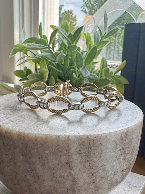14K two-tone gold diamond cable link bracelet, 1.26 CTW, contemporary