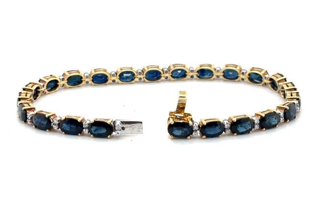 lightbox clasp