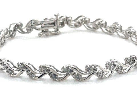 10K white gold diamond daisy chain bracelet, 0.44 CTW, 1990s