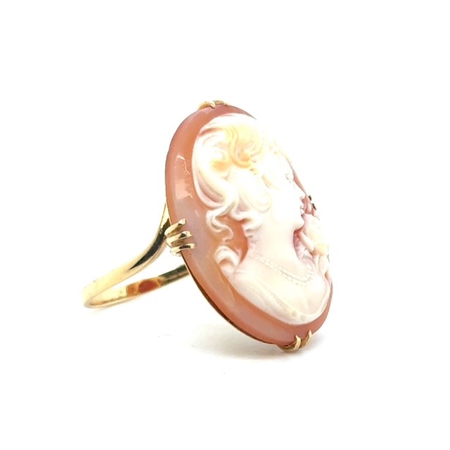 18K yellow gold ring with carved shell cameo of a woman in profile holding a rose